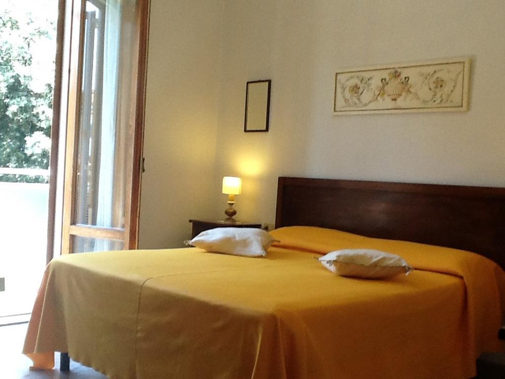 Hotel Gabry Montespertoli Szoba fotó